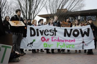 Students protest for divestment at Tufts University