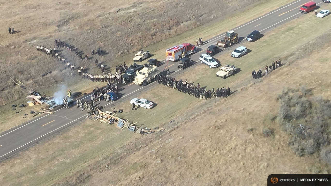 The Dakota Access protest looked a lot larger on Monday based on its social media presence