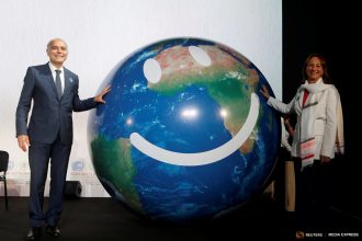 Morocco's foreign minister Salaheddine Mozouar and French environment minister Segolene Royal kick off COP22