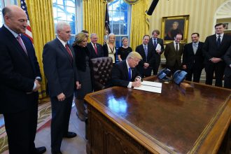 President Trump signs ethics pledge