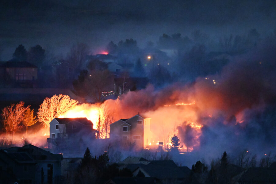 The Marshall Fire continues to burn out of control on Dec. 30, 2021 in Broomfield, Colorado. Credit: RJ Sangosti/MediaNews Group/The Denver Post via Getty Images