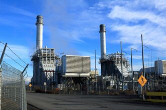 Natural gas fueled electricity generating power plant near Hermiston, Oregon. Credit: Education Images/Universal Images Group via Getty Images