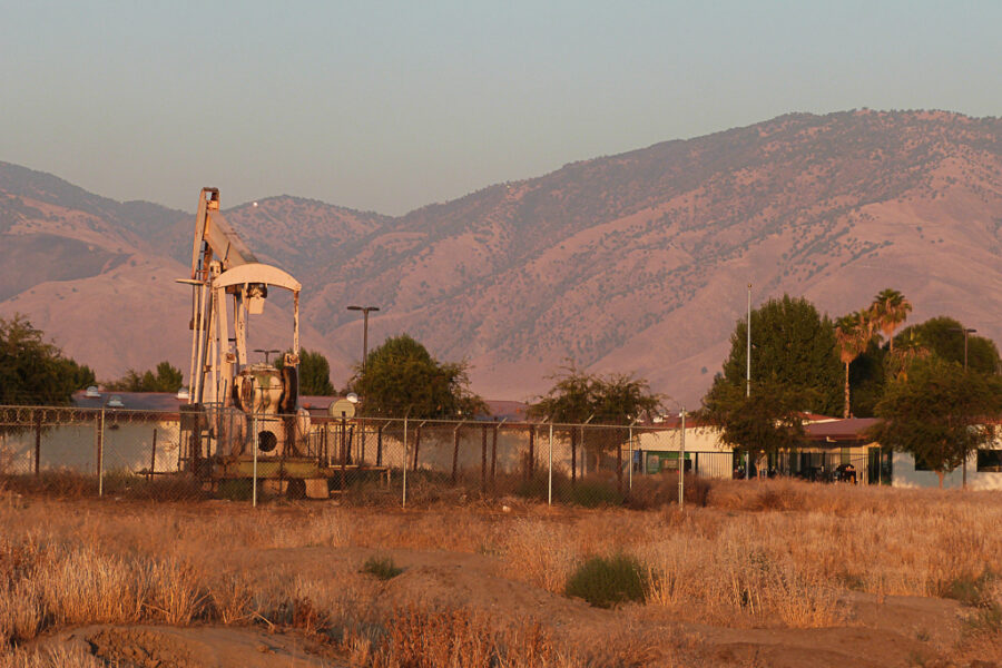 California Passes Law Requiring Buffer Zones for New Oil and Gas Wells