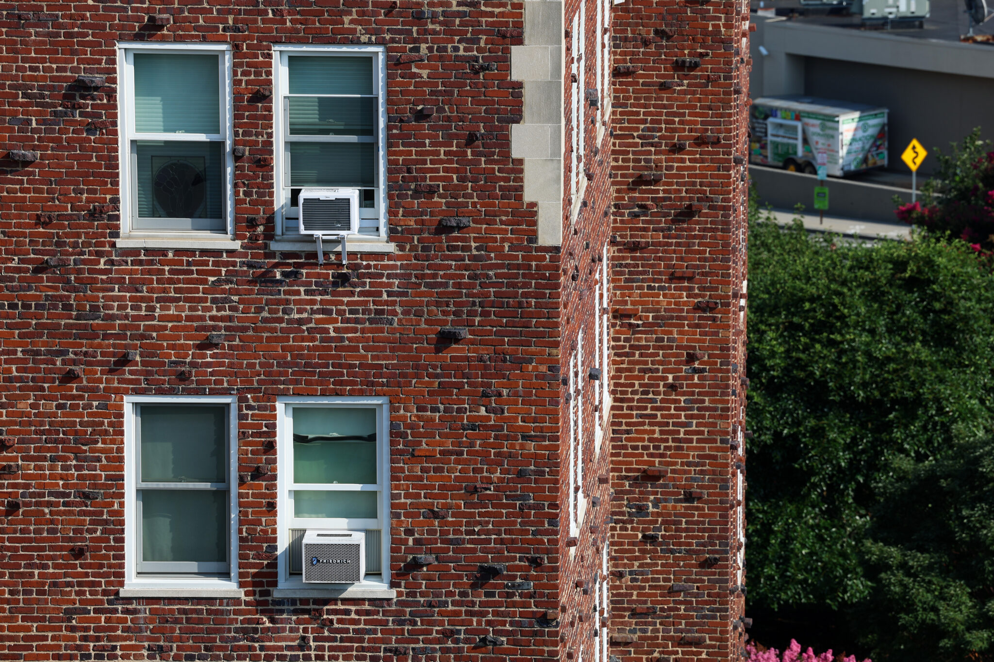 A New Report Suggests 6 ‘Magic’ Measures to Curb Emissions of Super