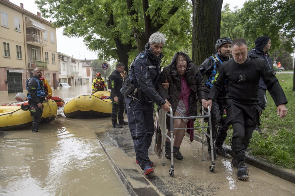 Global Warming Fueled Both the Ongoing Floods and the Drought That ...