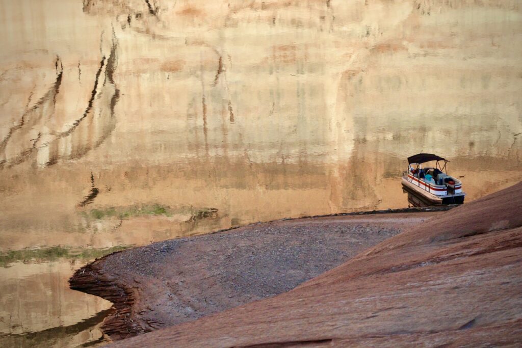 At Lake Powell, Record Low Water Levels Reveal an 'Amazing Silver