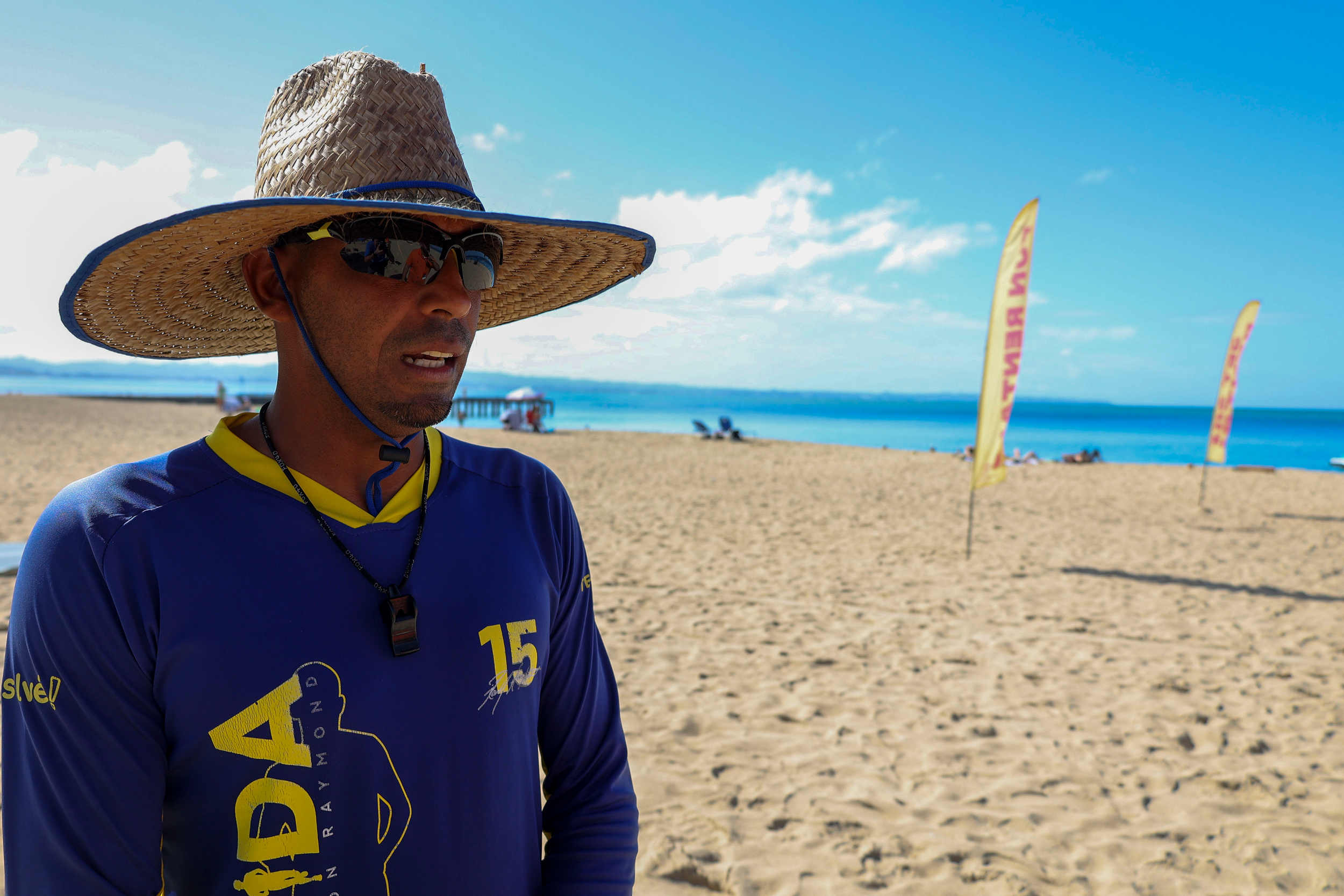 Christian Natal works at a water vehicle rental company in the “Crash Boat” beach in the municipality of Aguadilla that had to close last year due to the unusual arrival of sargassum to the northwest of Puerto Rico. Credit: Gabriel López Albarrán/Centro de Periodismo Investigativo