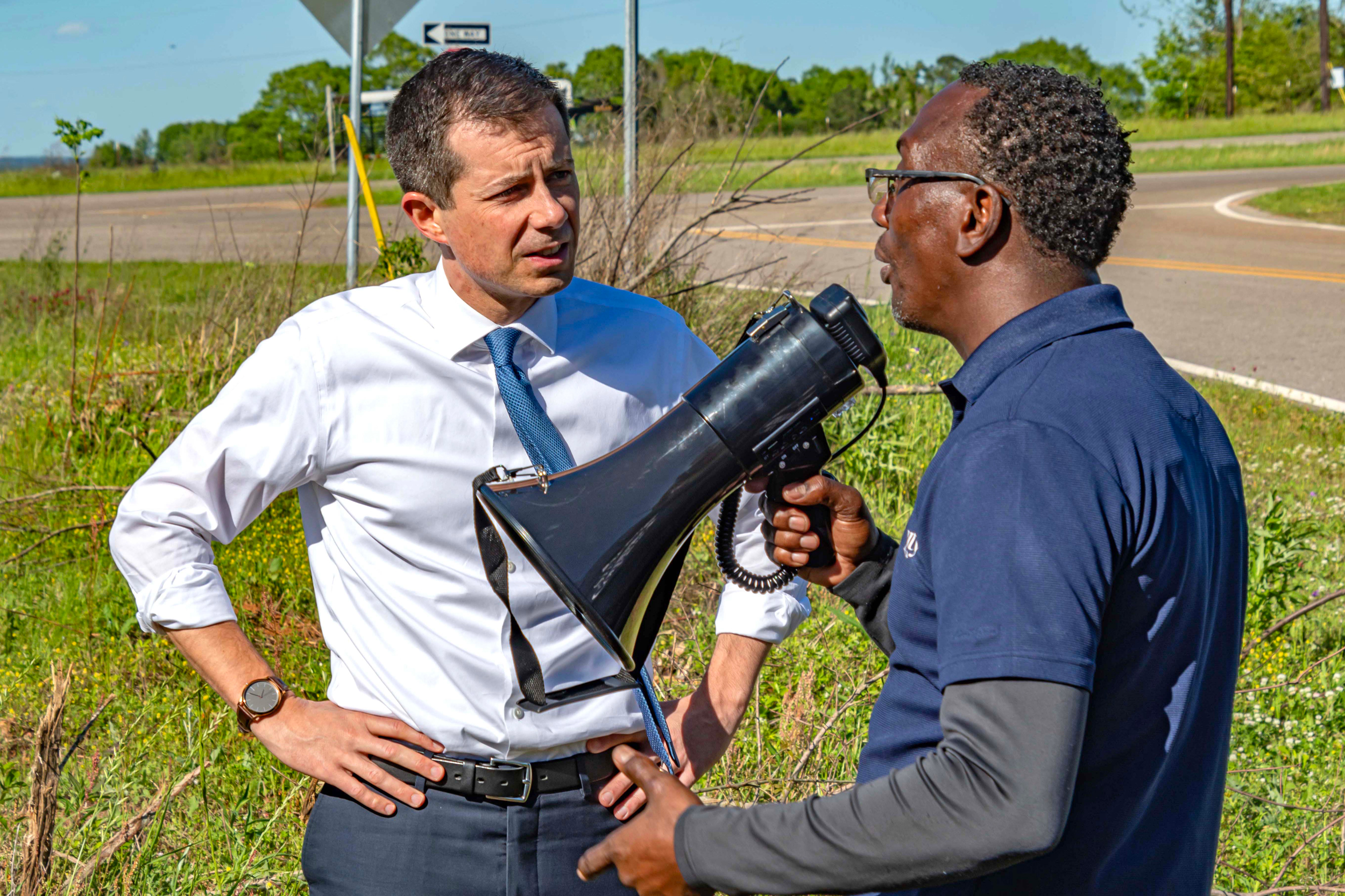 Transportation Secretary Pete Buttgieg and other federal officials tour the Shiloh community in March 2024. Credit: Lee Hedgepeth/Inside Climate News