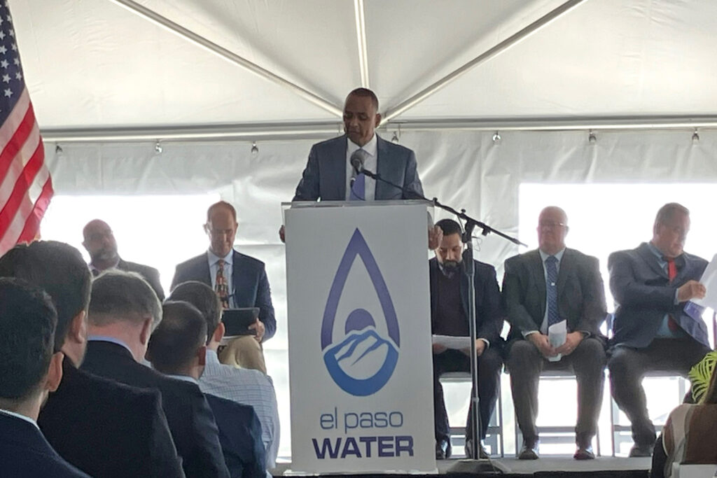 El Paso Mayor Renard Johnson speaks at the groundbreaking for the Pure Water Center on Feb. 27. Credit: Martha Pskowski/Inside Climate News