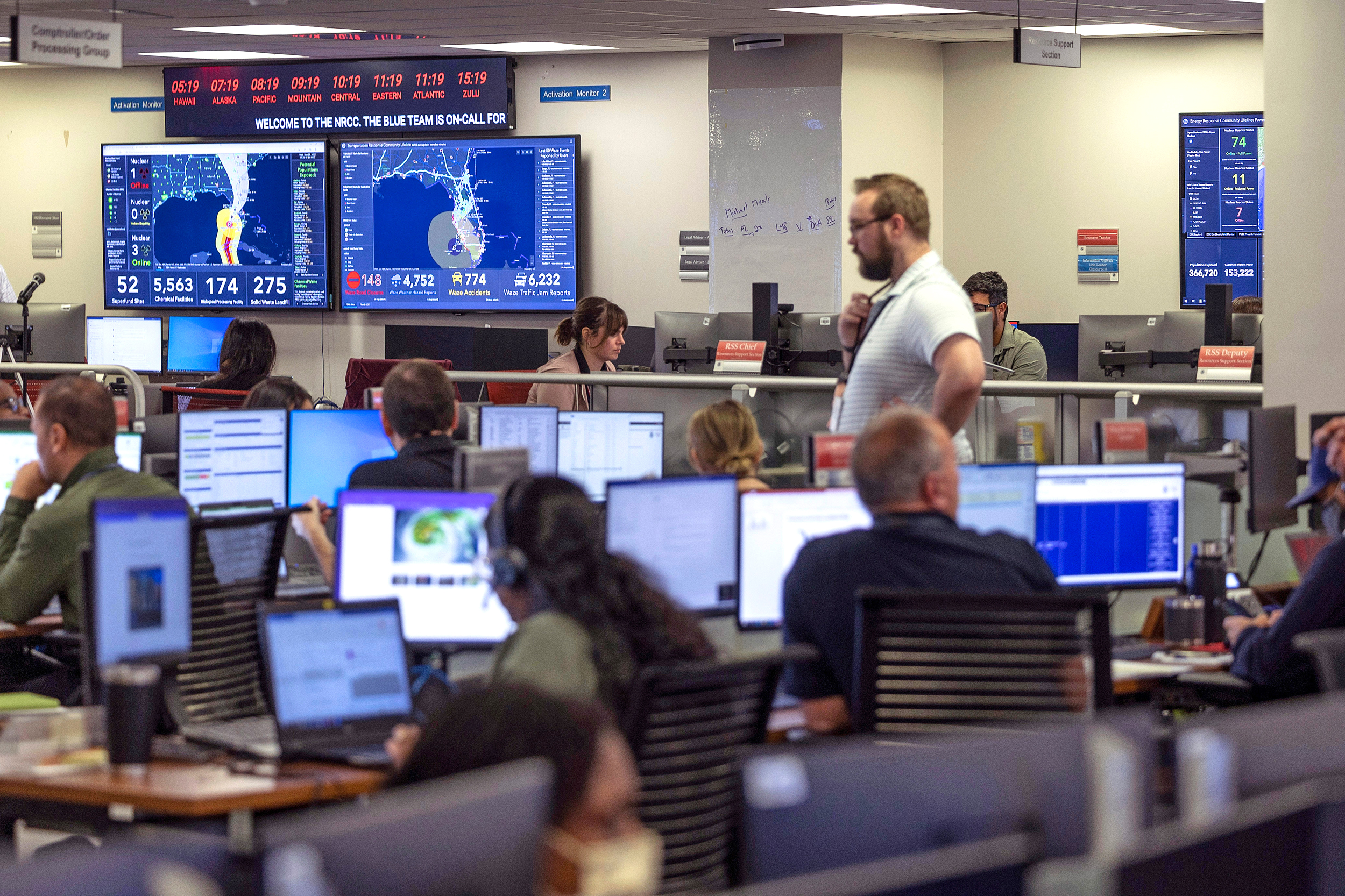 Technicians monitor Hurricane Ian inside the National Response Coordination Center at the FEMA headquarters, on Sept. 28, 2022, in Washington, D.C. Credit: Kevin Dietsch/Getty Images