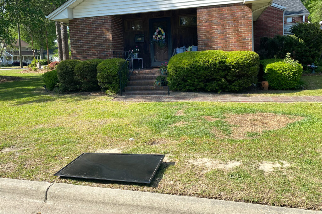 Several residents on McMillan Avenue lost appliances, including TVs, because of the April 7 power surges. Credit: Lisa Sorg/Inside Climate News