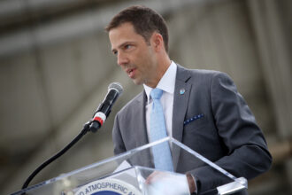 Neil Jacobs, then acting administrator for NOAA, speaks at a press conference on May 23, 2019, in Arlington, Va. Credit: Win McNamee/Getty Images