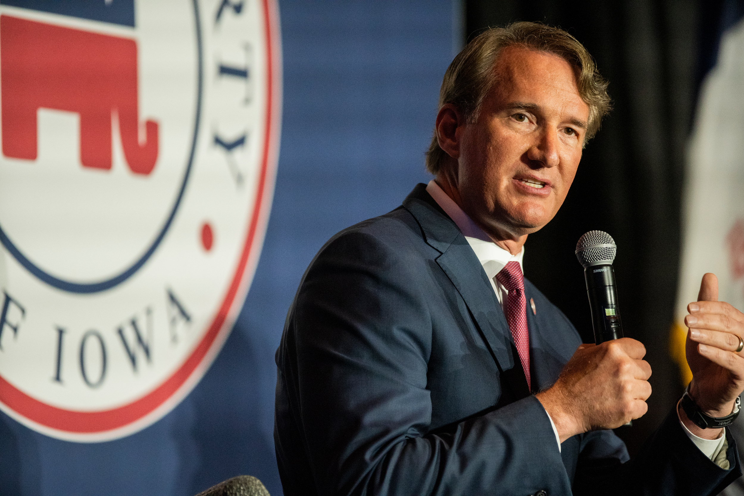 Virginia Gov. Glenn Youngkin speaks at the 2025 Iowa GOP Lincoln Dinner on July 17 in Des Moines, Iowa. Credit: KC McGinnis/The Washington Post via Getty Images