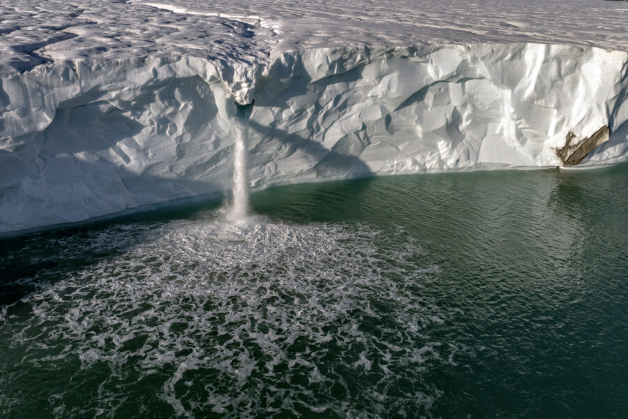 The Bråsvellbreen Glacier is seen during an Arctic heat wave in the Svalbard islands on July 7, 2024. Credit: Sebnem Coskun/Anadolu via Getty Images
