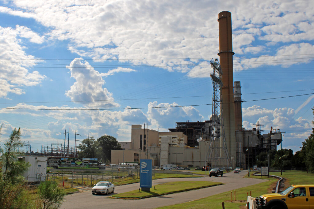 The formerly coal-fired Chesterfield Power Station, where Dominion is proposing to build its Chesterfield Energy Reliability Center natural gas plant. Credit: Charles Paullin/Inside Climate News