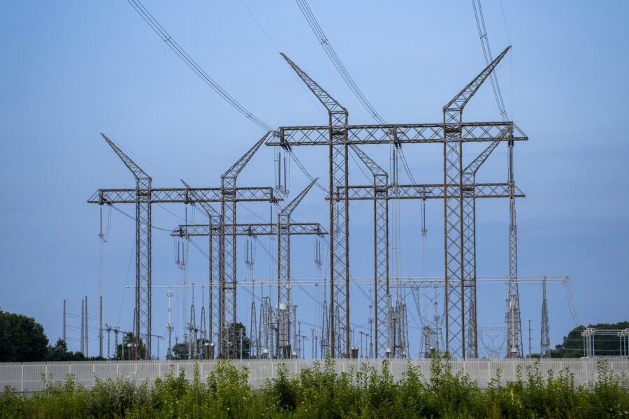 Transmission lines feed into a substation near a data center construction site on July 24 in Lewis Center, Ohio. Credit: Eli Hiller/The Washington Post via Getty Images