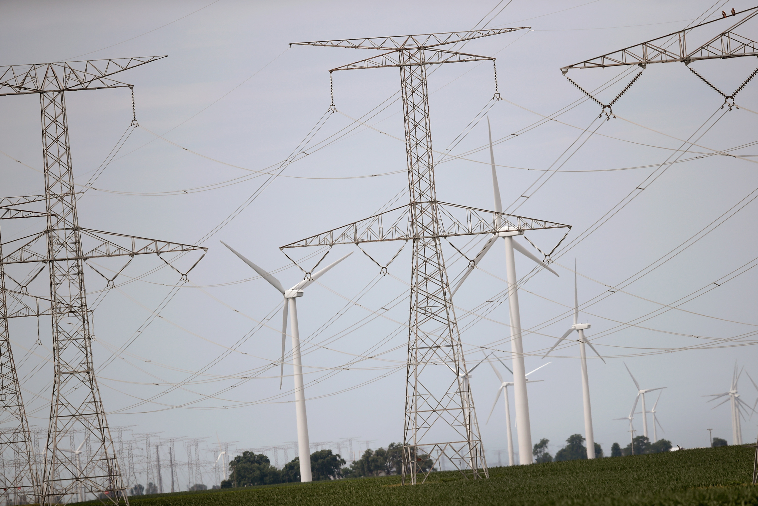 Transmission lines dot the rural landscape of Dwight, Ill. Credit: Scott Olson/Getty Images
