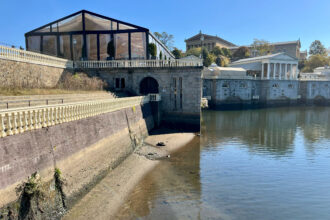 The Schuylkill River flows below the Philadelphia Museum of Art on Oct. 27. Credit: Kyle Bagenstose/Inside Climate News
