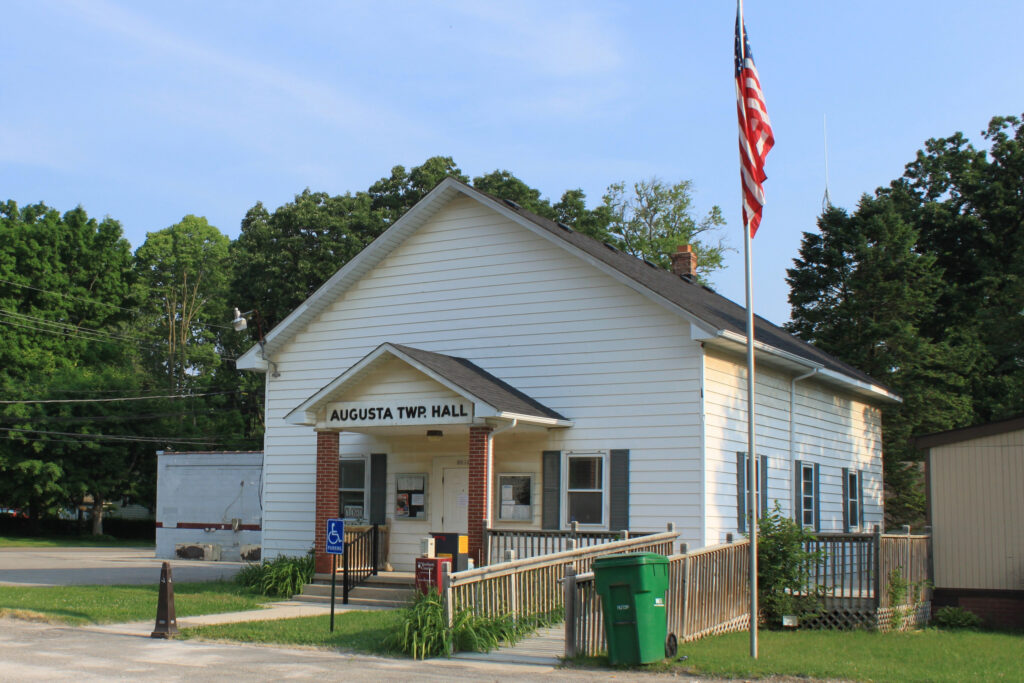 A view of Augusta Charter Township in Michigan. Credit: Dwight Burdette/CC BY 3.0