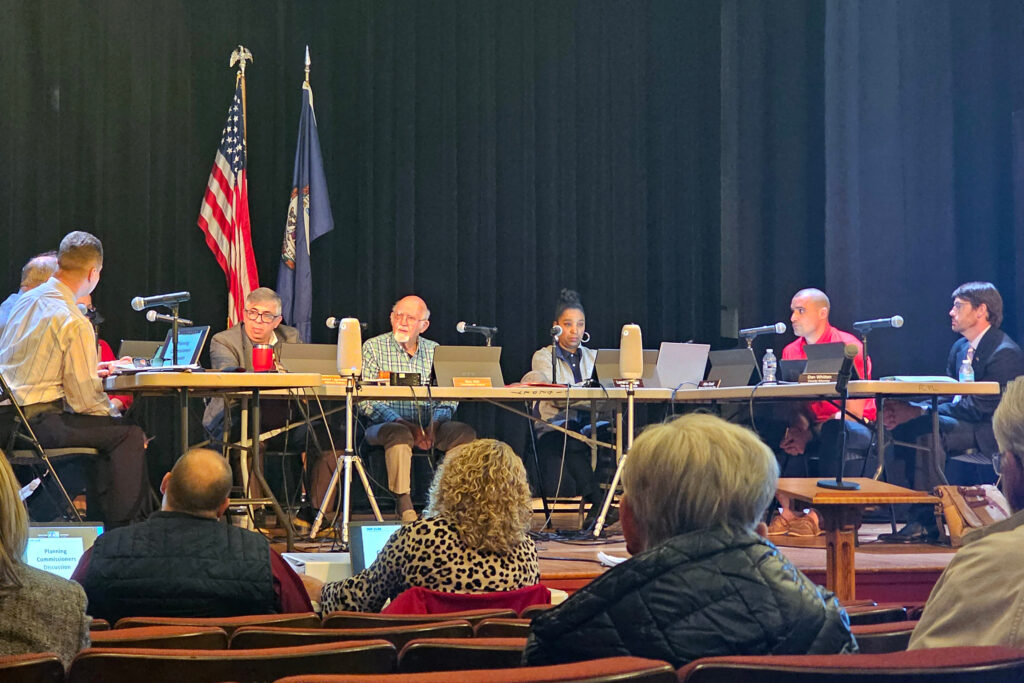 County Planning Commission in Virginia Delays Vote Again on Proposed Gas Plant That Aims to Link to PJM Grid