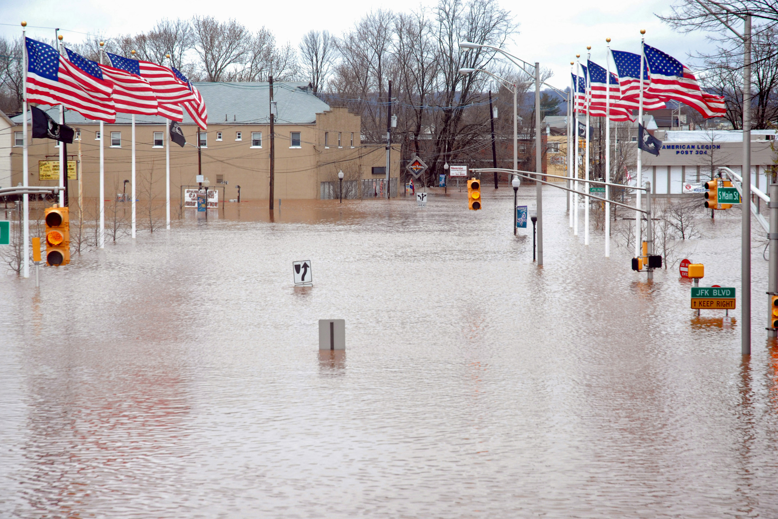 Heavy rains cause flooding in Manville, N.J., on April 16, 2007. Credit: Bobby Bank/Getty Images