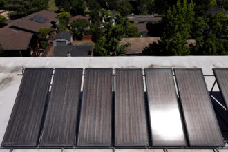 Solar panels are seen on the roof of a home on June 3 in San Anselmo, Calif. Credit: Justin Sullivan/Getty Images