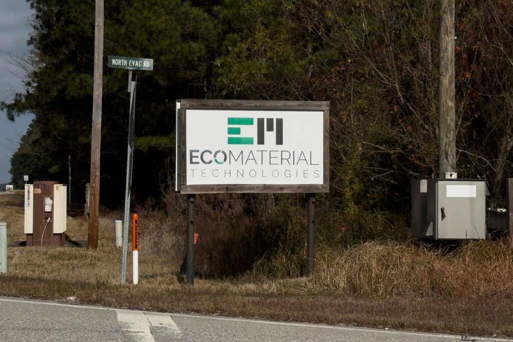 Eco Materials was contracted to recycle some coal waste from Plant Barry, but updates on the project have been rare. Credit: Lee Hedgepeth/Inside Climate News