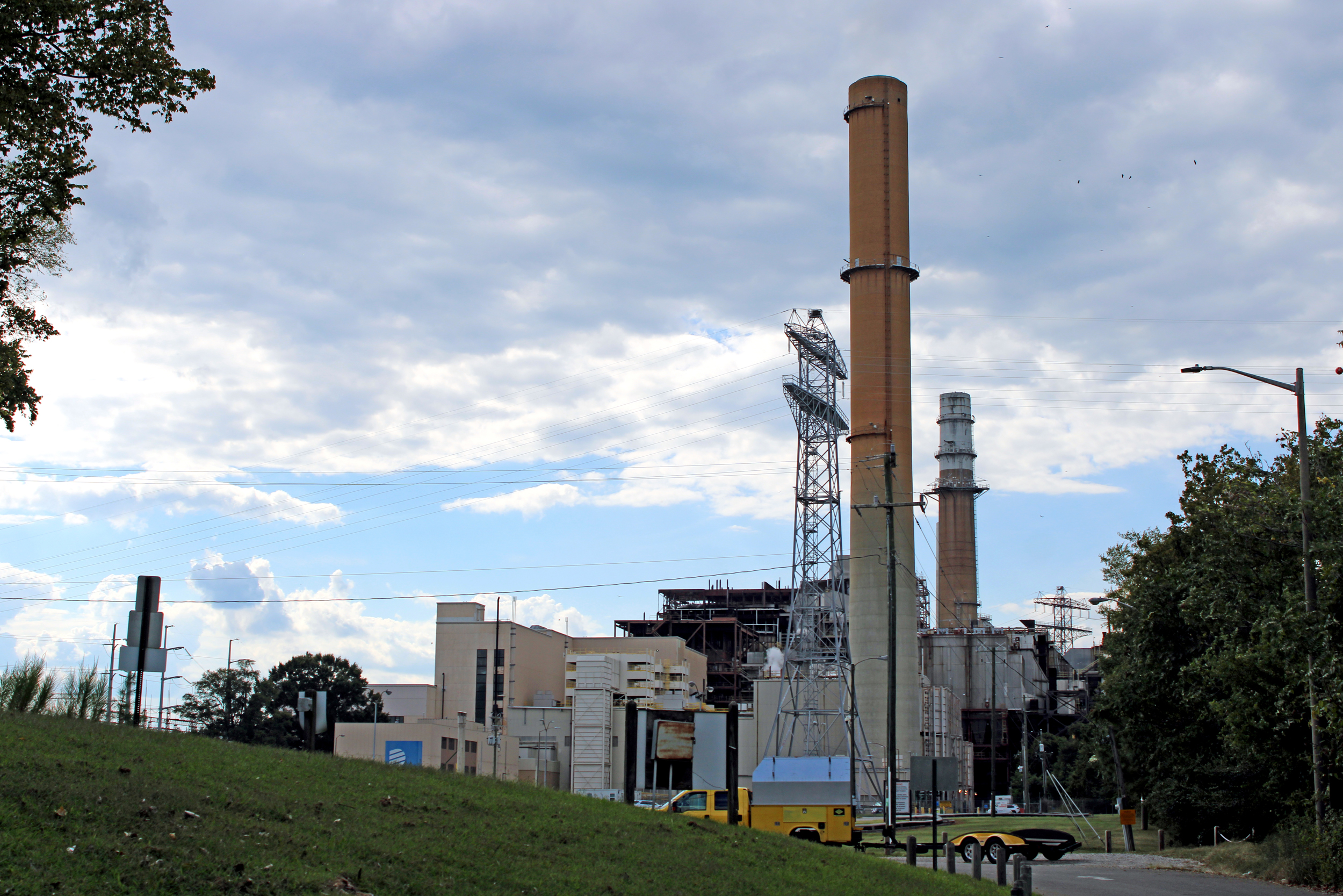 A view of the formerly coal-fired Chesterfield Power Station, where the natural gas-fueled Chesterfield Energy Reliability Center would go. Credit: Charles Paullin/Inside Climate News