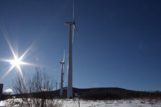 Wind turbines near Mars Hill, Maine. Credit: Nathaniel Eisen/Inside Climate News