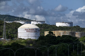 President Donald J. Trump wants private security contractors to protect U.S. oil companies as they go back into Venezuela to modernize aging oil infrastructure, like this refinery, El Palito in Puerto Cabello, Carabobo state, Venezuela. Credit: Ronaldo Schemidt/AFP via Getty Images