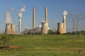 One of Georgia Power’s largest natural gas expansions will take place at the utility’s coal-fired Bowen power plant in Bartow County, Georgia. Credit: Alan Cressler/USGS