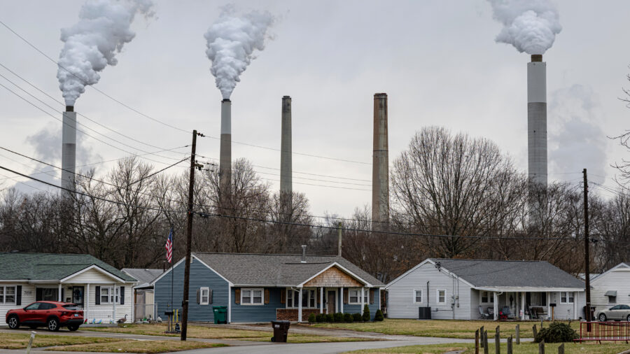 A view of the coal-fired Mill Creek Generating Station on Feb. 14 from the Valley Village neighborhood in Louisville, Ky. Credit: Jon Cherry/Getty Images
