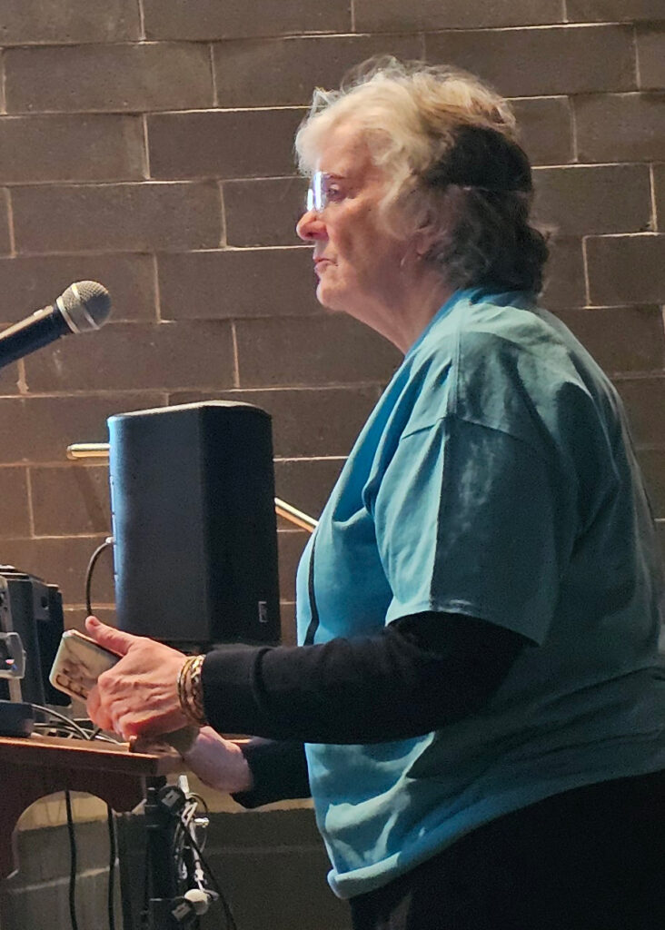 Barbara O’Brien speaks to the Fluvanna County Board of Supervisors. Credit: Charles Paullin/Inside Climate News