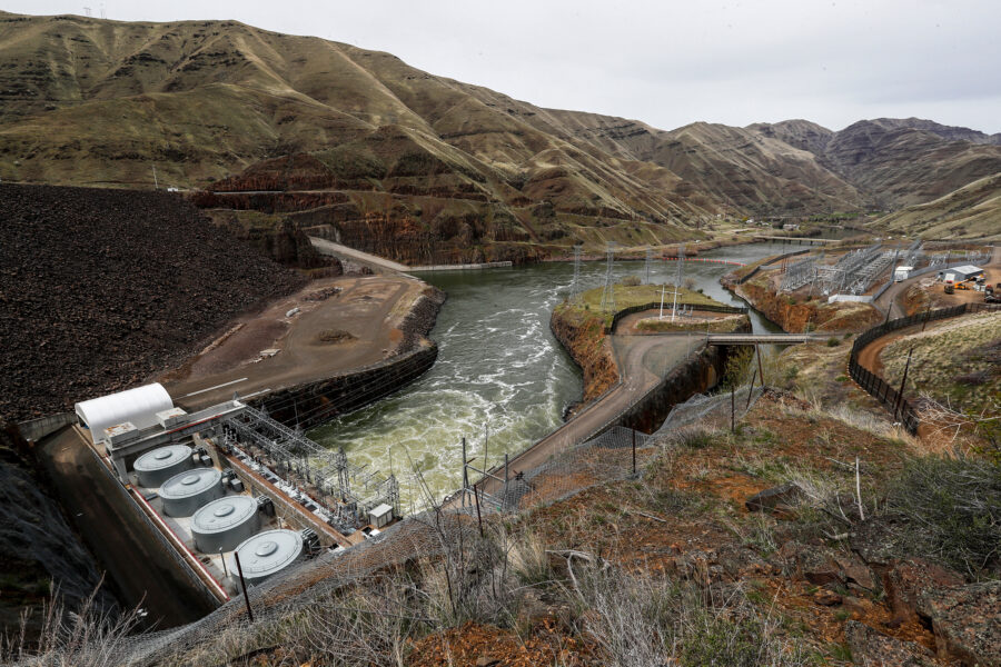The Snake River flows through Brownlee Dam along the Idaho-Oregon border. Credit: Robert Gauthier/Los Angeles Times via Getty Images