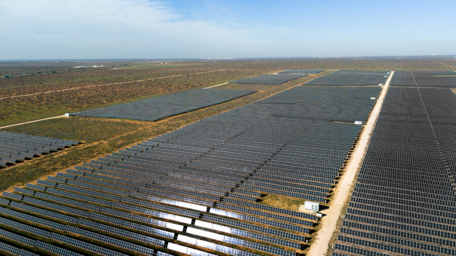 An aerial view of a solar farm in Ector County, Texas. Credit: Brandon Bell/Getty Images