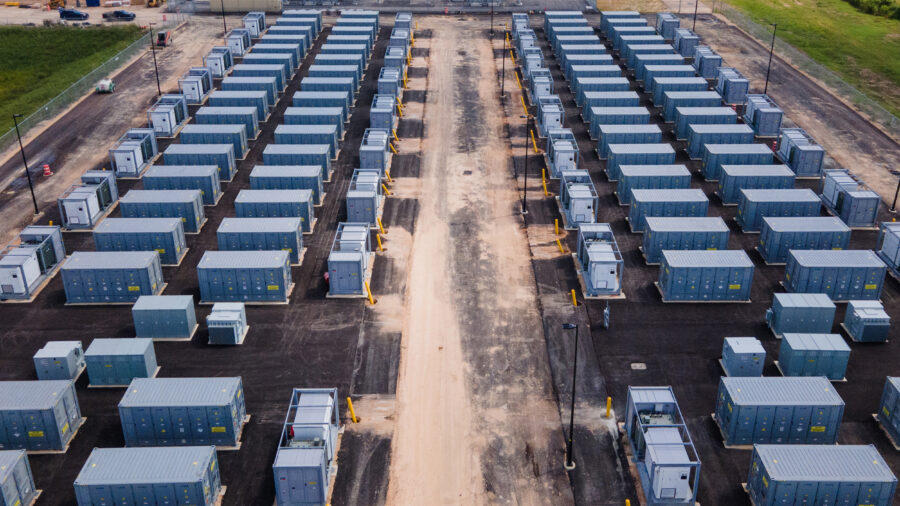 Jupiter Power’s battery storage complex in Houston. The company was recently awarded incentives for a 200-megawatt project in Sayreville, N.J. Credit: Jason Fochtman/Houston Chronicle via Getty Images