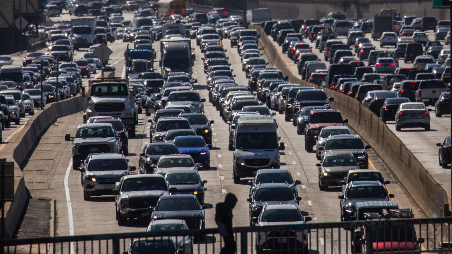 Heavy traffic is seen on Interstate 110 in Los Angeles on Feb. 13. Tim Whitehouse, executive director of Public Employees for Environmental Responsibility, said the EPA has stopped enforcing the Clean Air Act under the second Trump administration. Credit: Apu Gomes/Getty Images