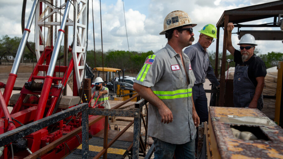 A Weisinger drilling crew makes a pilot hole at the City of Corpus Christi’s eastern wellfield, one of several emergency water projects in the region, on March 31. Credit: Dylan Baddour/Inside Climate News