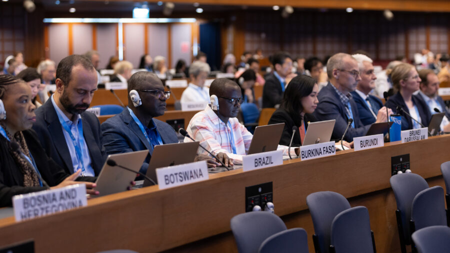 Representatives from countries around the world gather for the 64th session of the Intergovernmental Panel on Climate Change in Bangkok on March 26. Credit: IPCC