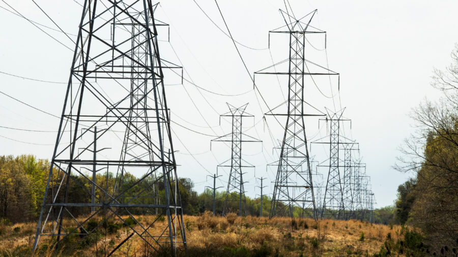 Power lines run through rural Prince George’s County in Maryland. Credit: Tom Williams/CQ-Roll Call via Getty Images