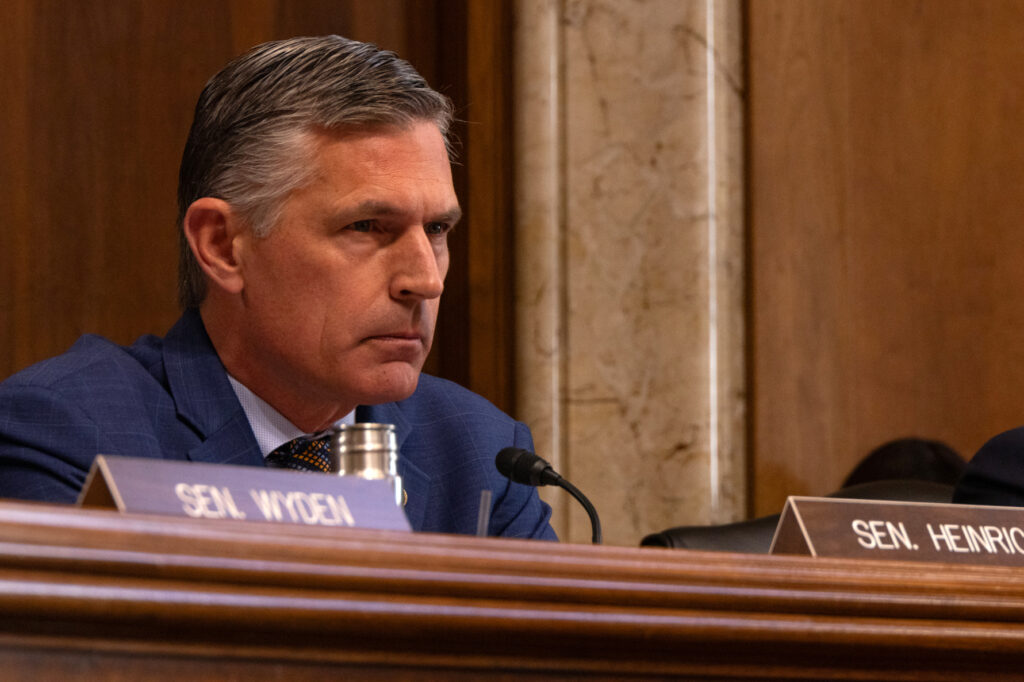 Sen. Martin Heinrich expressed concerns at Kevin Lilly’s confirmation hearing about international wildlife conservation funds and monitoring New World screwworm infestations. Credit: Gabriel Matias Castilho/Inside Climate News