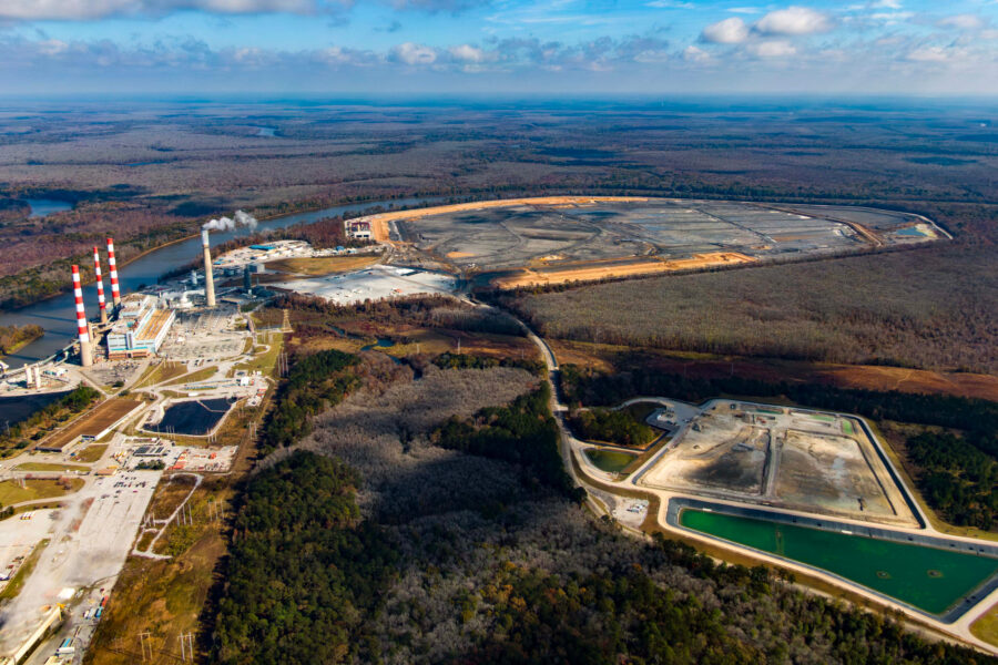 An aerial view of the nearly 600-acre coal ash pond at Alabama Power’s James M. Barry Electric Generating Plant. Credit: Lee Hedgepeth/Inside Climate News