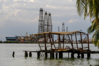 Oil rigs on the shores of Venezuela’s Lake Maracaibo in Cabimas. Credit: Maryorin Mendez/AFP via Getty Images