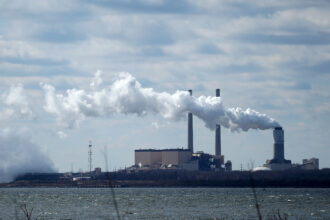 Emissions spew from a large stack at the coal fired Brandon Shores Power Plant, on March 9, 2018 in Baltimore, Maryland. Credit: Mark Wilson via Getty Images