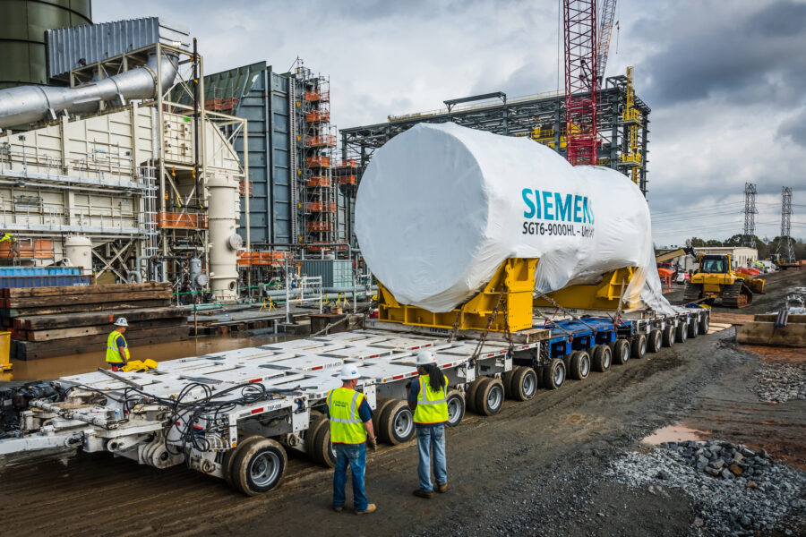 A gas turbine is delivered to Duke Energy’s natural gas-fired power plant in Lincoln County, North Carolina, in 2019. Credit: Duke Energy