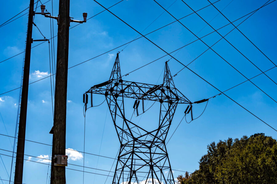 Power lines zigzag across the Birmingham sky. Credit: Lee Hedgepeth/Inside Climate News