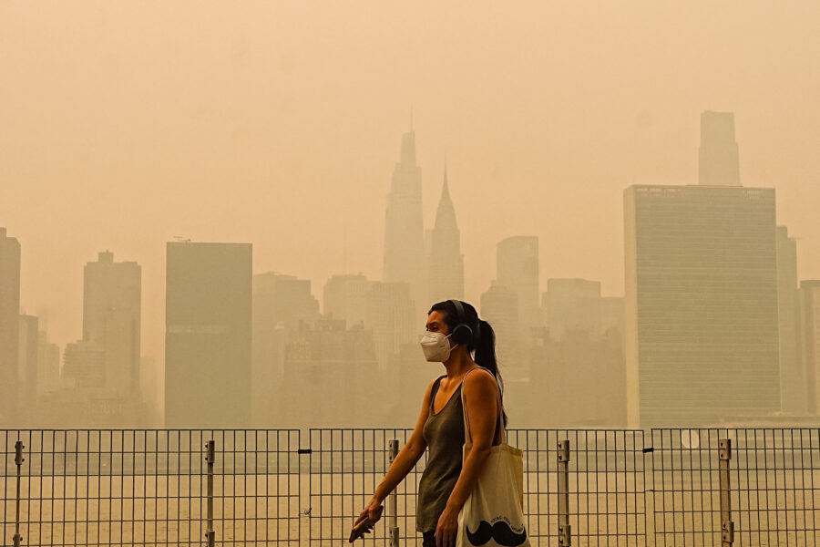 Smoke from wildfires in Canada engulfs the New York City skyline on July 16. Credit: Selcuk Acar/Anadolu via Getty Images