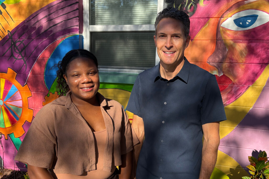 Serena Echols (left) and Christian Wells of the University of South Florida. Credit: Amy Green/Inside Climate News