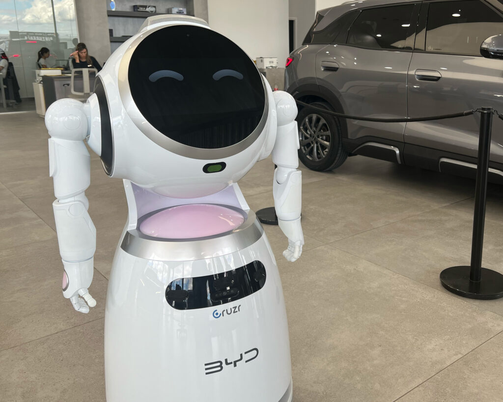 A robot is ready to greet customers at a BYD dealership in Córdoba on April 24. Credit: Katie Surma/Inside Climate News