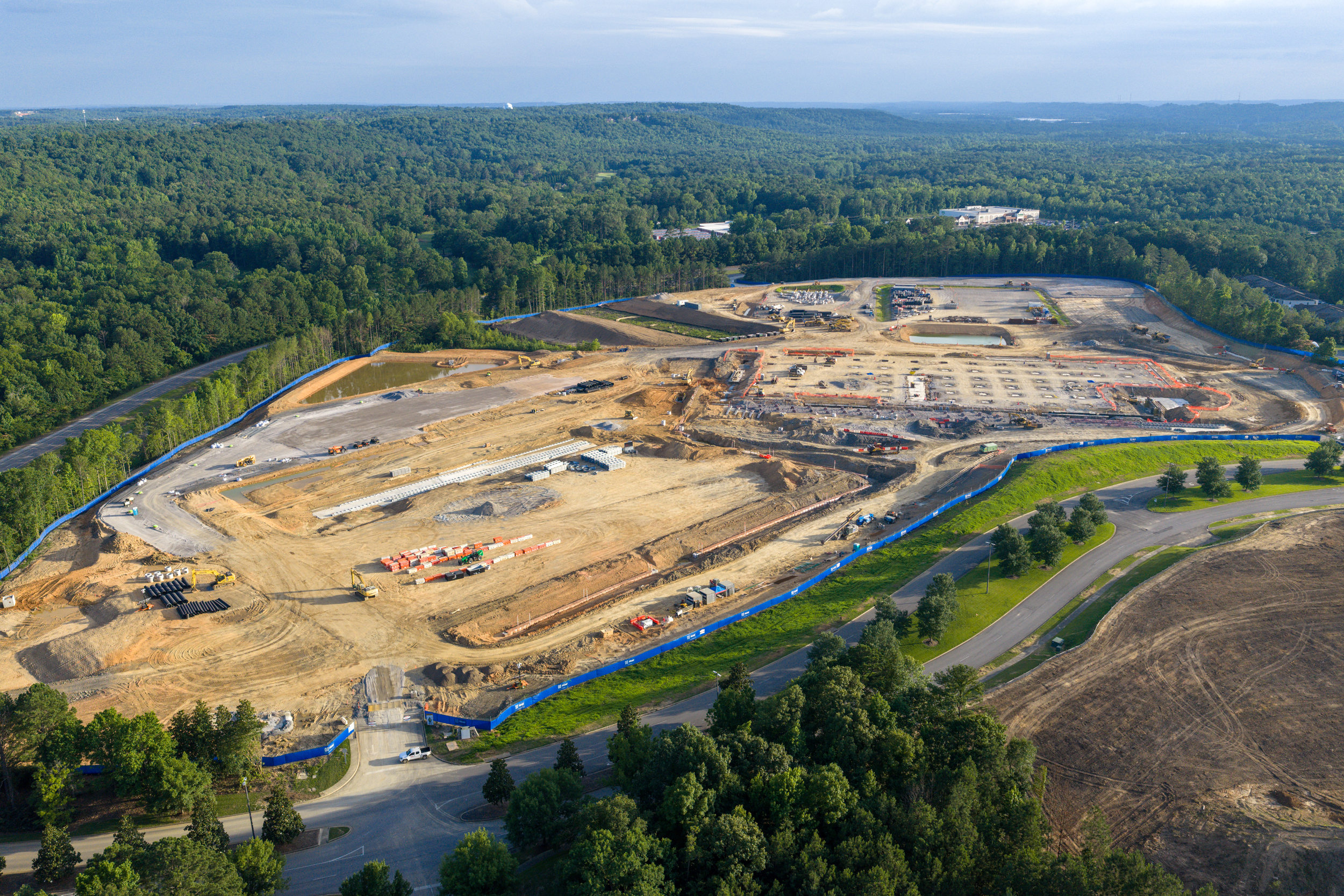 The construction site of a data center in Birmingham, Ala. Credit: Lee Hedgepeth/Inside Climate News